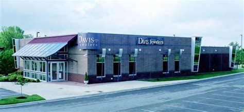 davis jewelers louisville ky.